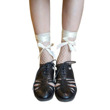Load image into Gallery viewer, Summer Women Ruffle Fishnet Socks Sexy Ankle Grid Socks Short Fishnet Socks White Hollow Lattice Geometry Black Breathable