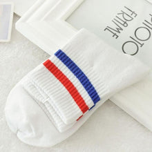 Load image into Gallery viewer, Feitong Creative Lover's Socks Women Men Hip Hop Unisex Harajuku Stripe Cotton Skateboard Sock Comfortable Patchwork Socks